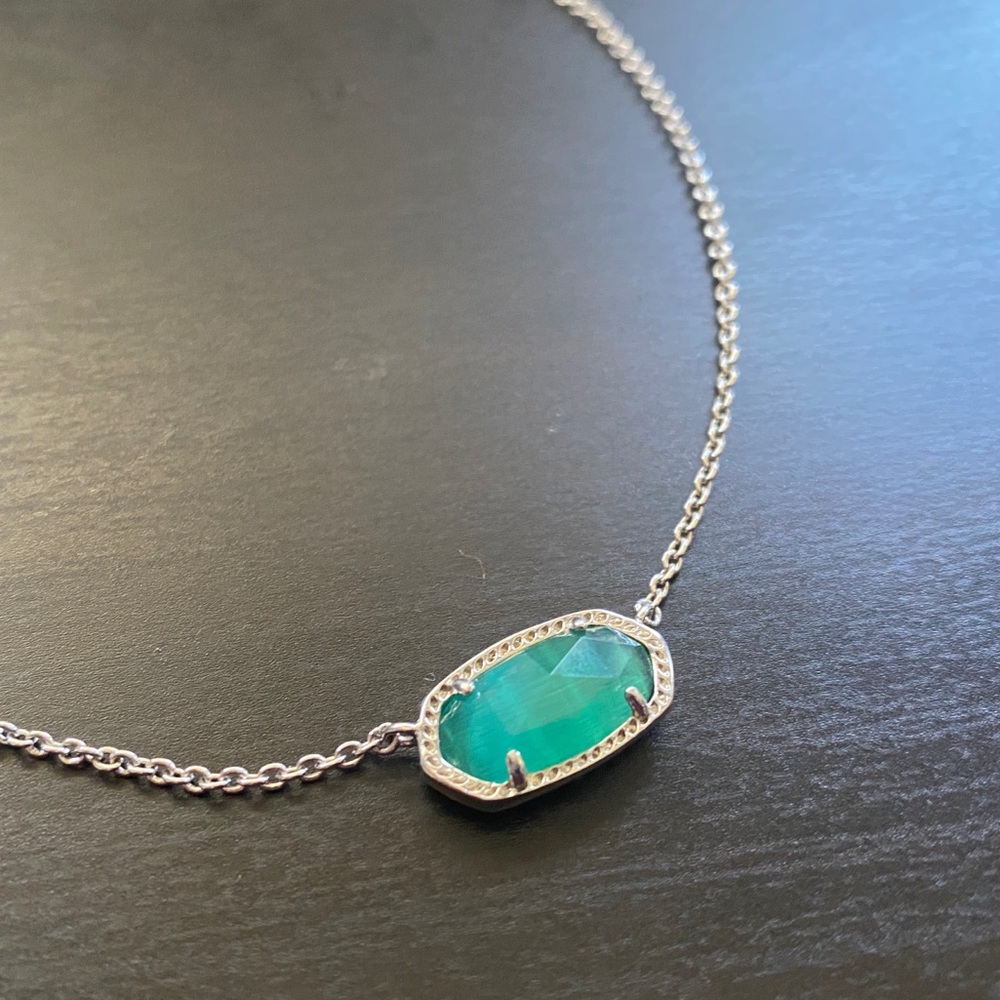 Kendra Scott Elisa necklace